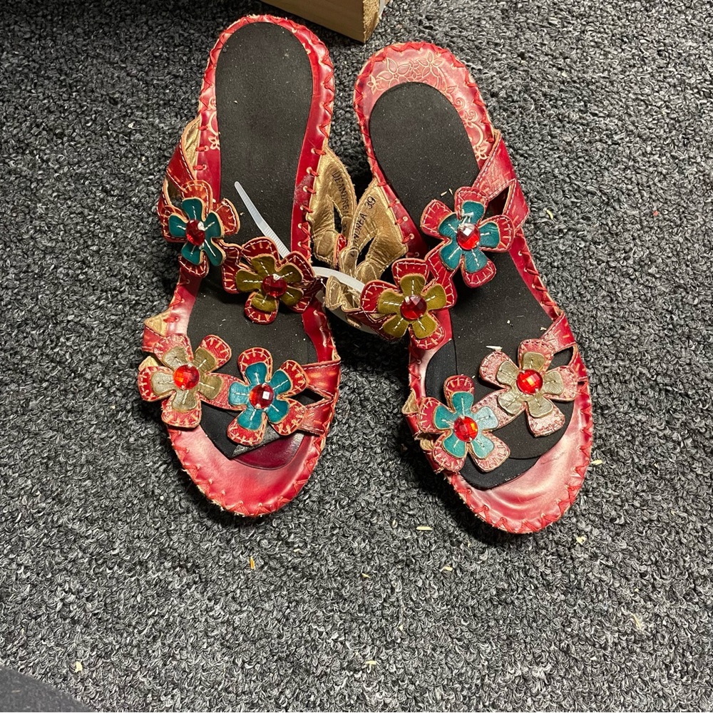 Spring Step Leandrea floral sandals